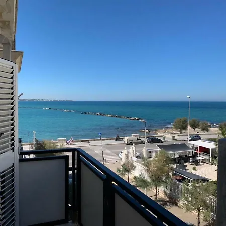 Skandivi * Bari